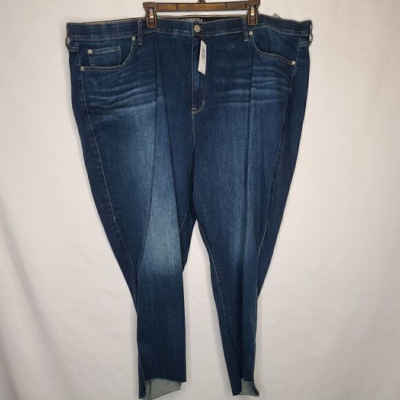 30W Torrid Sky High Skinny Jean Dark Wash Premium Comfort Step Hem Stretch Waist - Picture 3 of 12